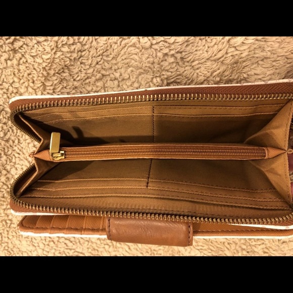 purse and wallet - Picture 4 of 8